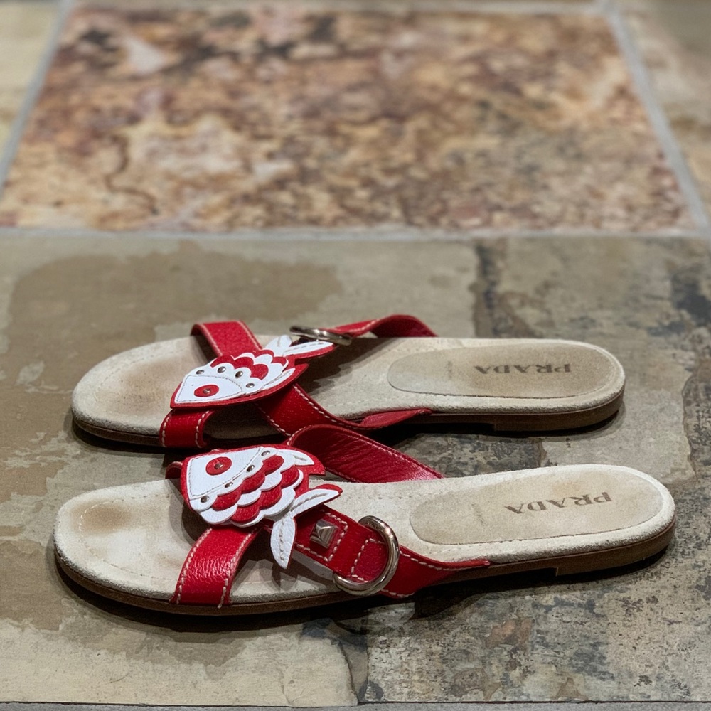 PRADA “Fish For Summer” Red and White Sandal - Picture 5 of 9